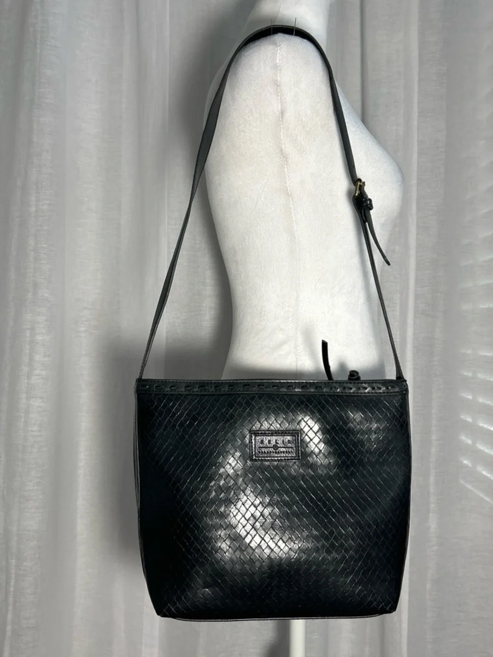 Vintage | Relic by Fossil | Black Woven-Texture | Faux Leather | Crossbody